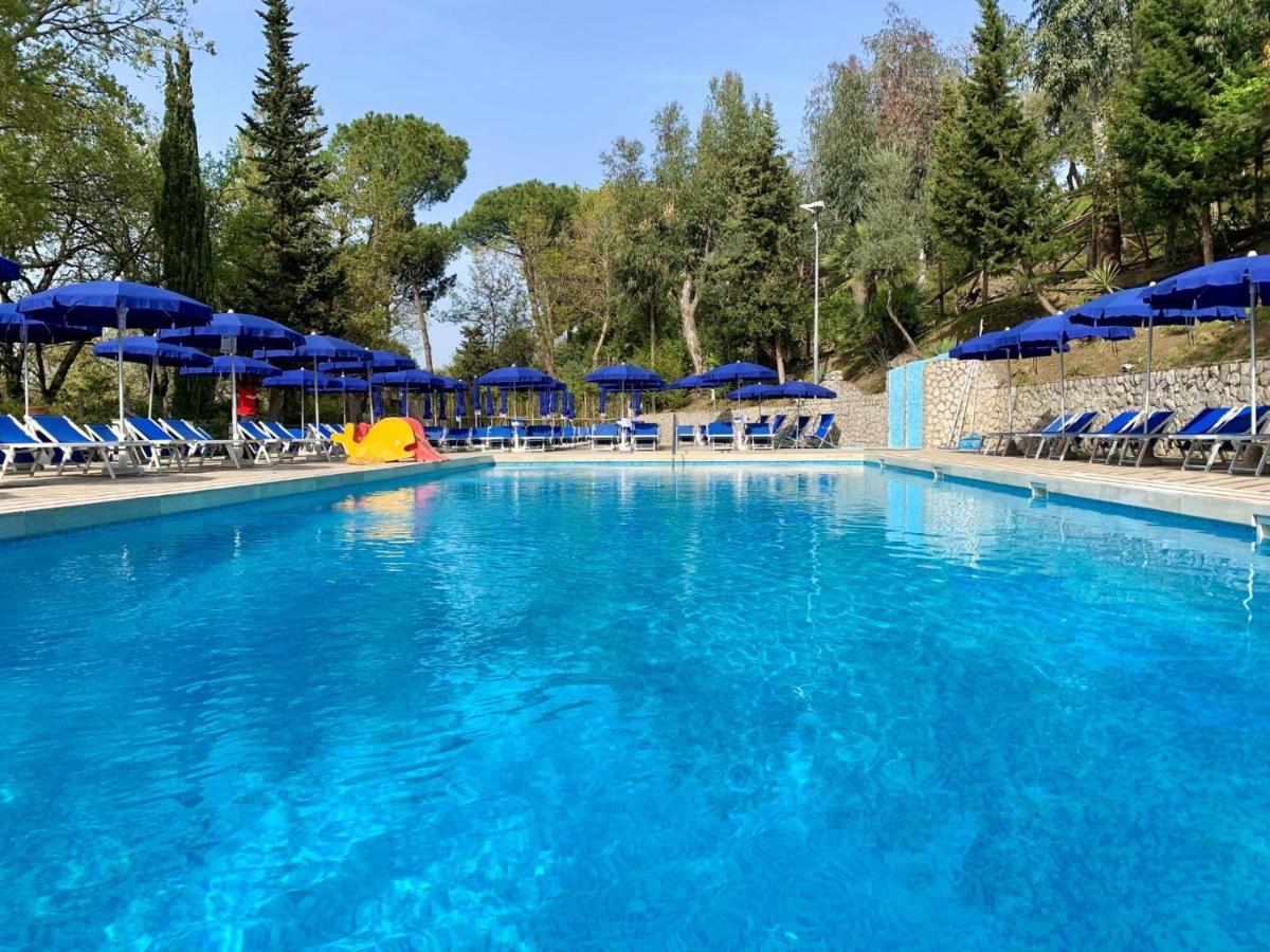 Hostel & Glamping Santa Fortunata Sorrento Eksteriør bilde