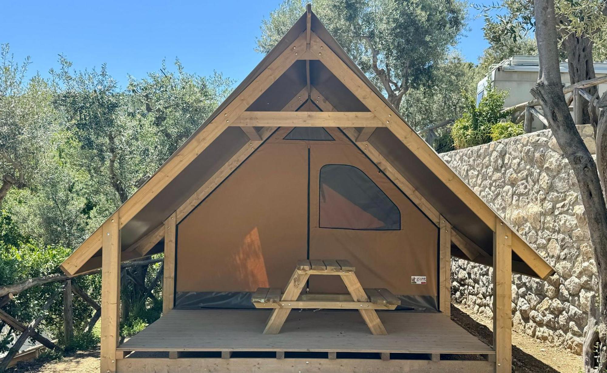 Hostel & Glamping Santa Fortunata Sorrento Eksteriør bilde