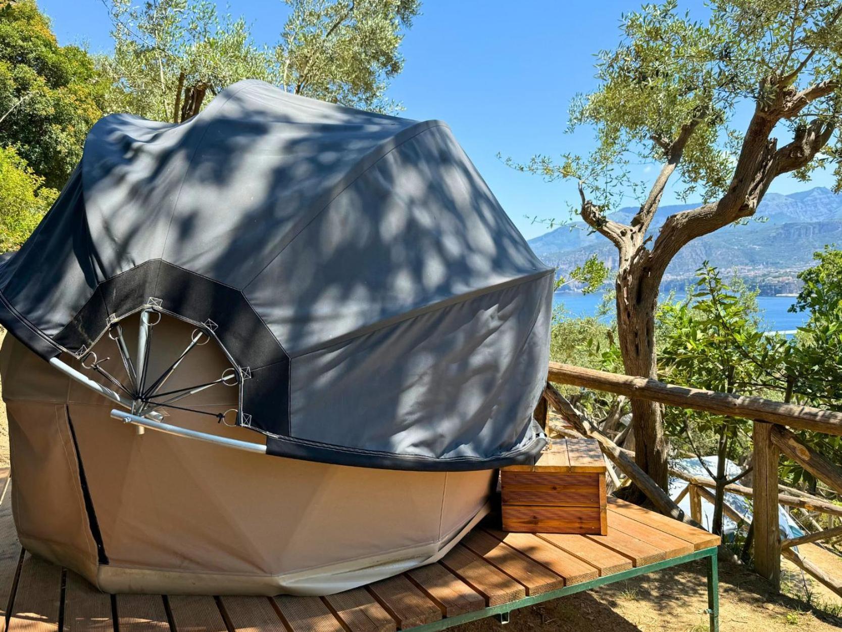 Hostel & Glamping Santa Fortunata Sorrento Eksteriør bilde